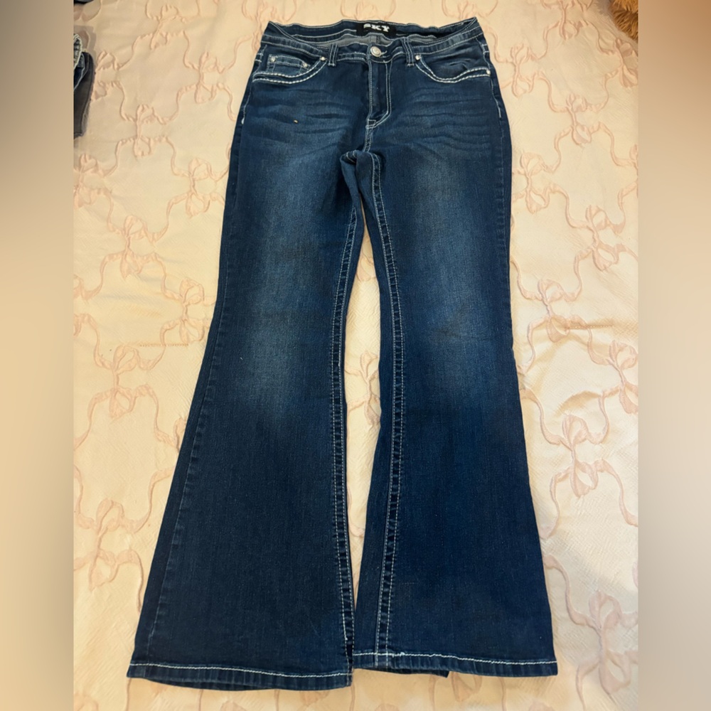 Women's Blue Flare Jeans With Pocket Design